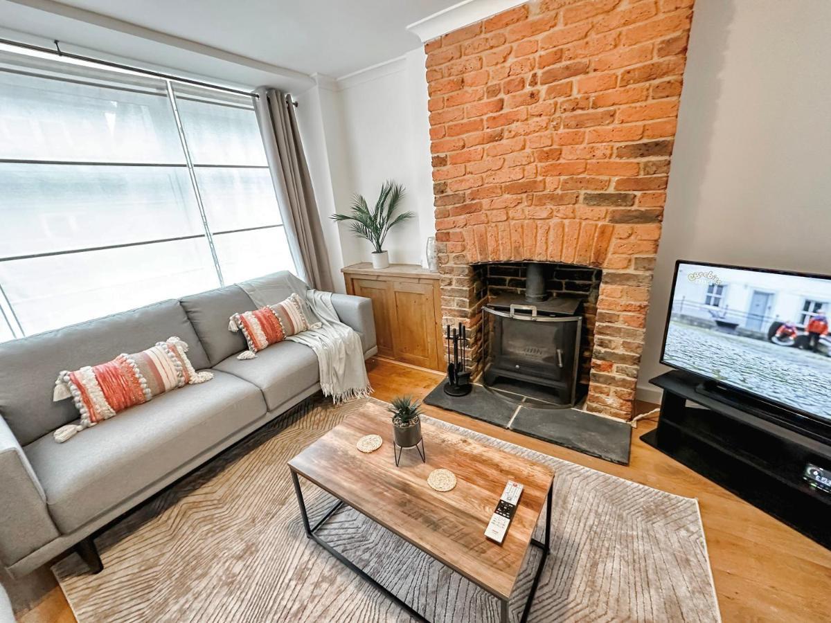 3 Bedroom Home Close To Town Centre With Wifi & Garden Royal Tunbridge Wells Luaran gambar